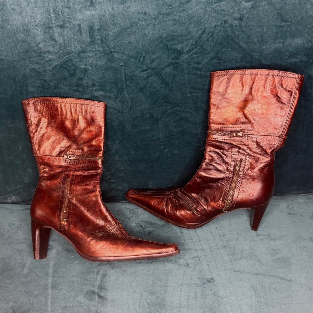 Vintage Y2K brown metallic faux leather heeled ankle boots